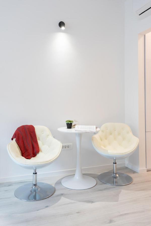 Appartamento Design Triplex In The City Center With A Balcony Zagabria Esterno foto