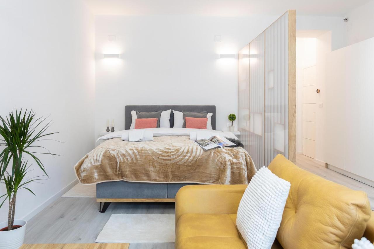 Appartamento Design Triplex In The City Center With A Balcony Zagabria Esterno foto