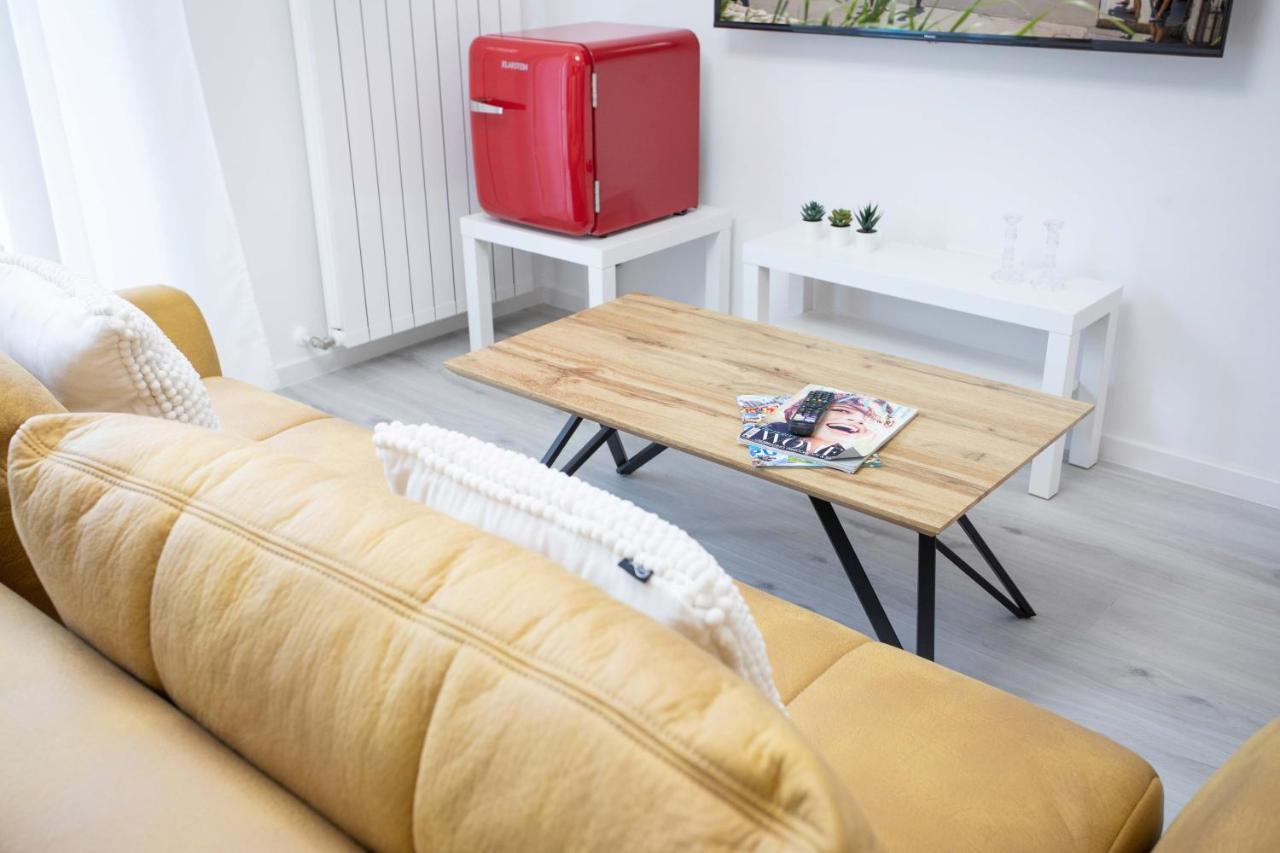 Appartamento Design Triplex In The City Center With A Balcony Zagabria Esterno foto